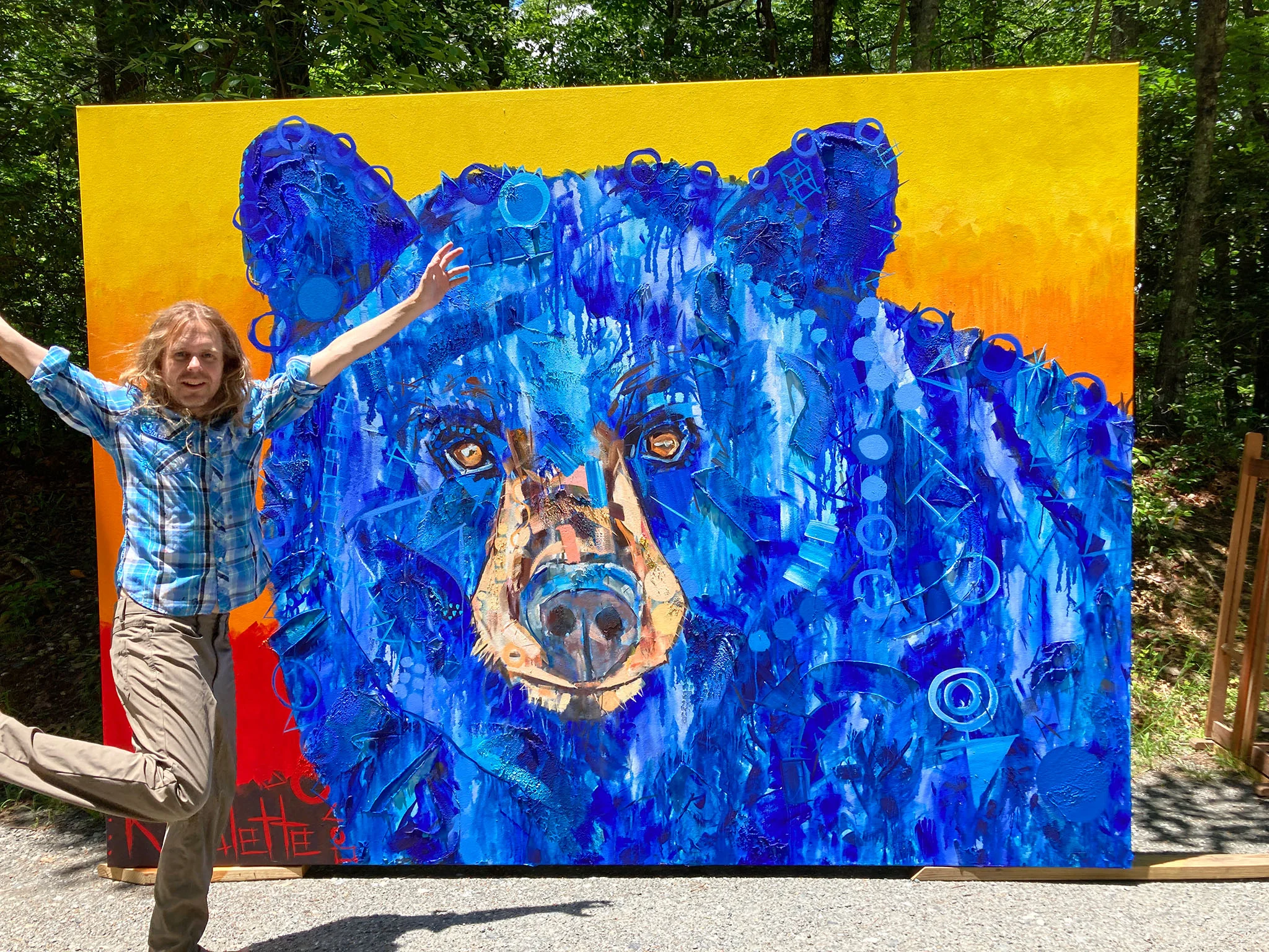 Bear painting hanging at Grandfather Mountain - Image 20